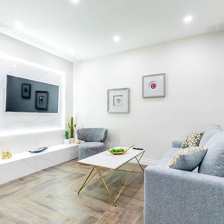 تورونتو Modern Pet-Friendly Chinatown Apartment المظهر الخارجي الصورة