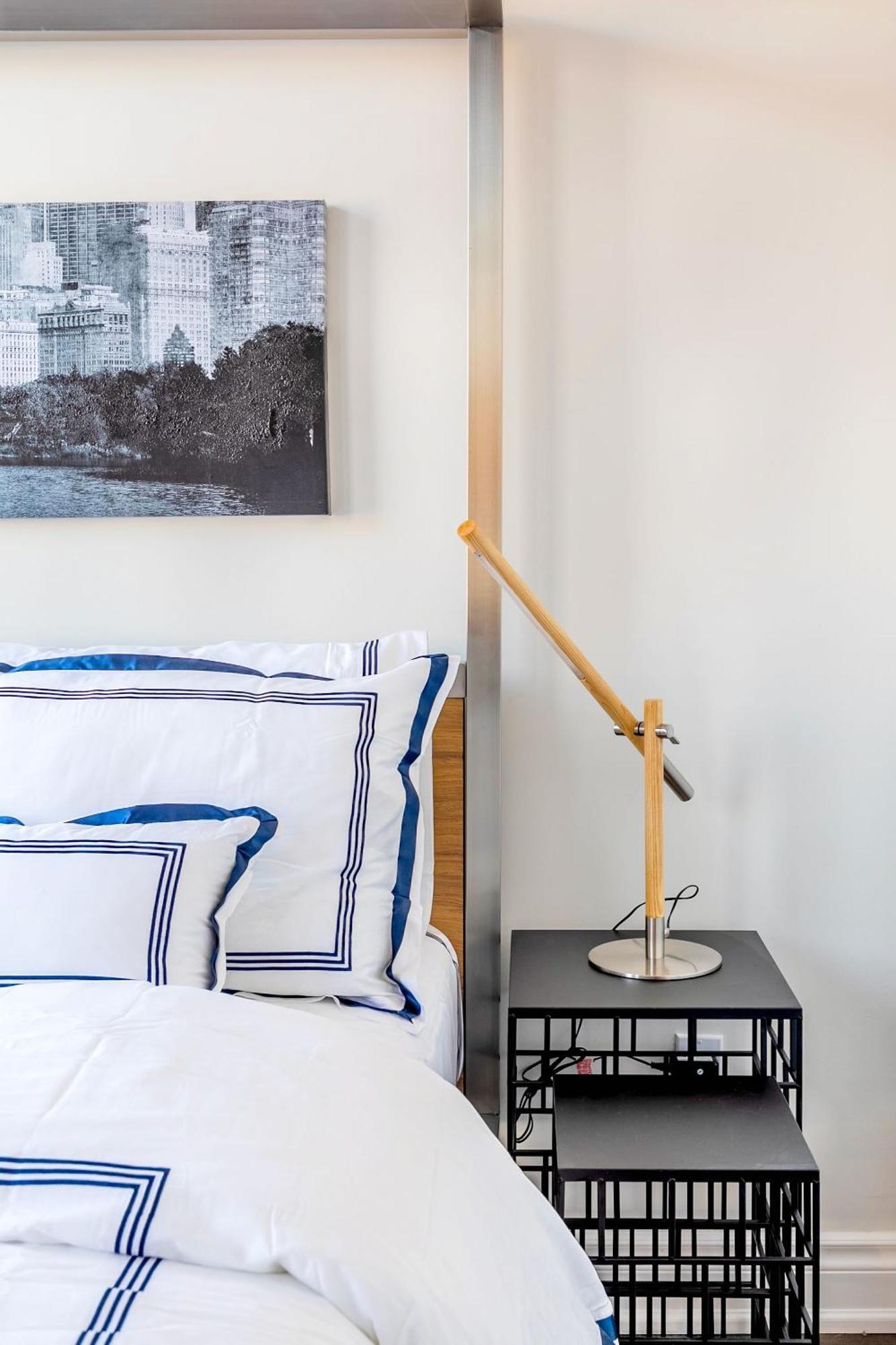 تورونتو Modern Pet-Friendly Chinatown Apartment المظهر الخارجي الصورة