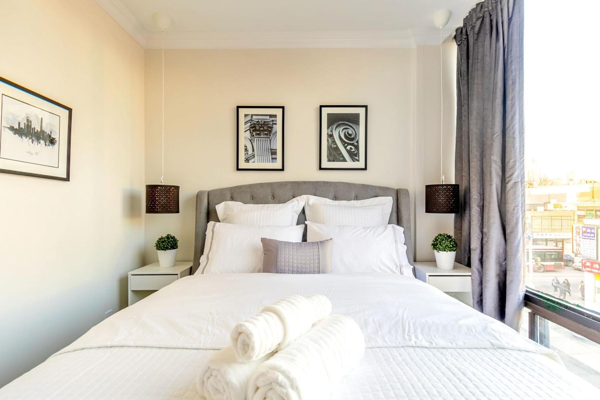 تورونتو Modern Pet-Friendly Chinatown Apartment المظهر الخارجي الصورة